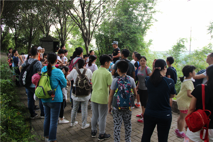 碧桂花城学校五年一班到黄埔军校青少年训练基地拓展一天