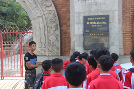 贵州省黔南州龙里县第三中学优秀学21人到黄埔军